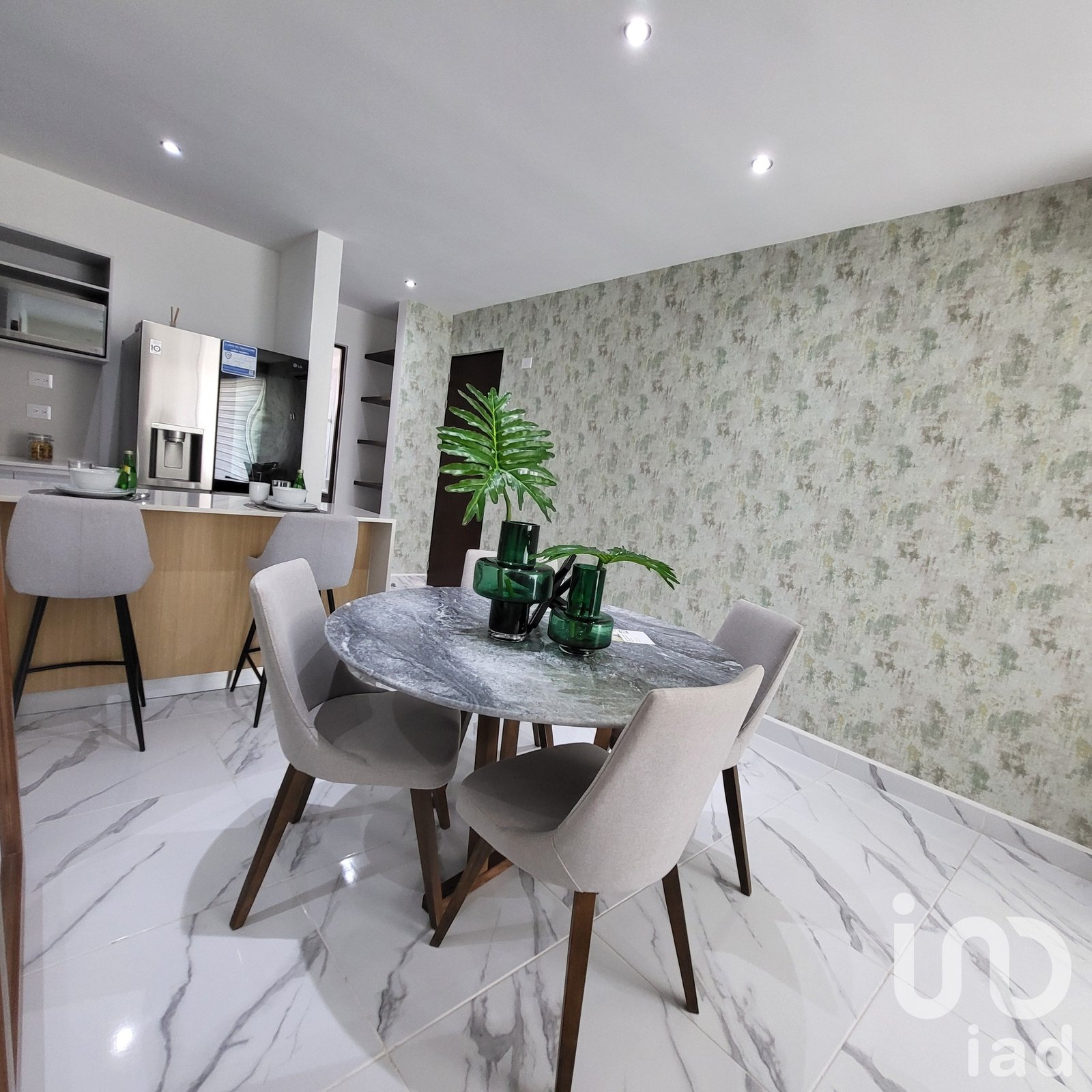 DEPARTAMENTO EN VENTA EN RESIDENCIAL OMBU EN AV. HUAYACAN CANCUN