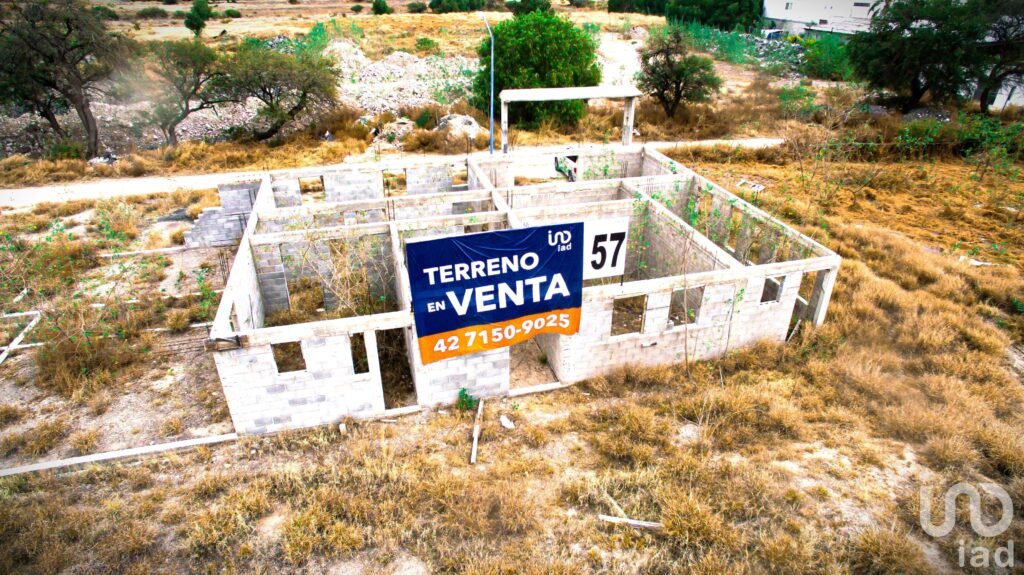 Venta Terreno en Querétaro Corregidora, cerca Hospital Nefrología y Diálisis (uso: H-3-40-MD)