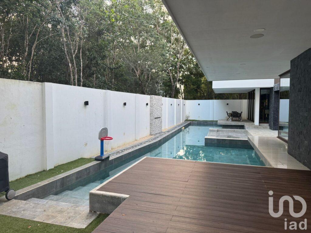 Casa en Venta en Playa del Carmen, Quintana Roo.