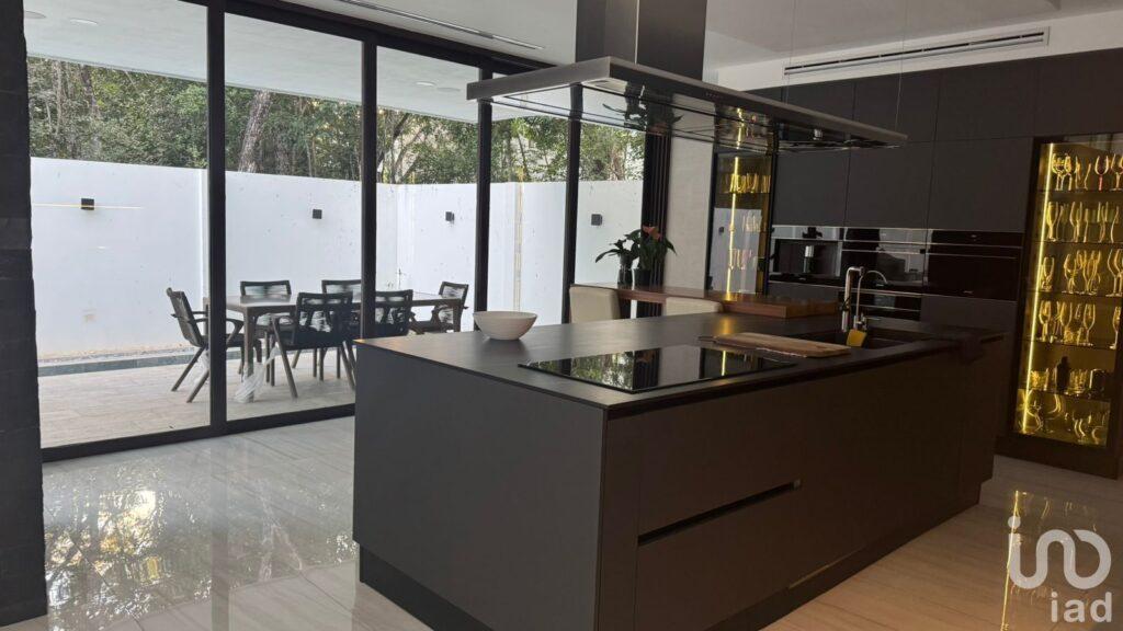 Casa en Venta en Playa del Carmen, Quintana Roo.