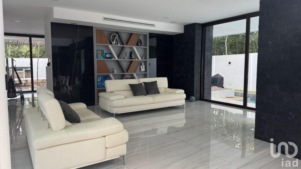 Casa en Venta en Playa del Carmen, Quintana Roo.