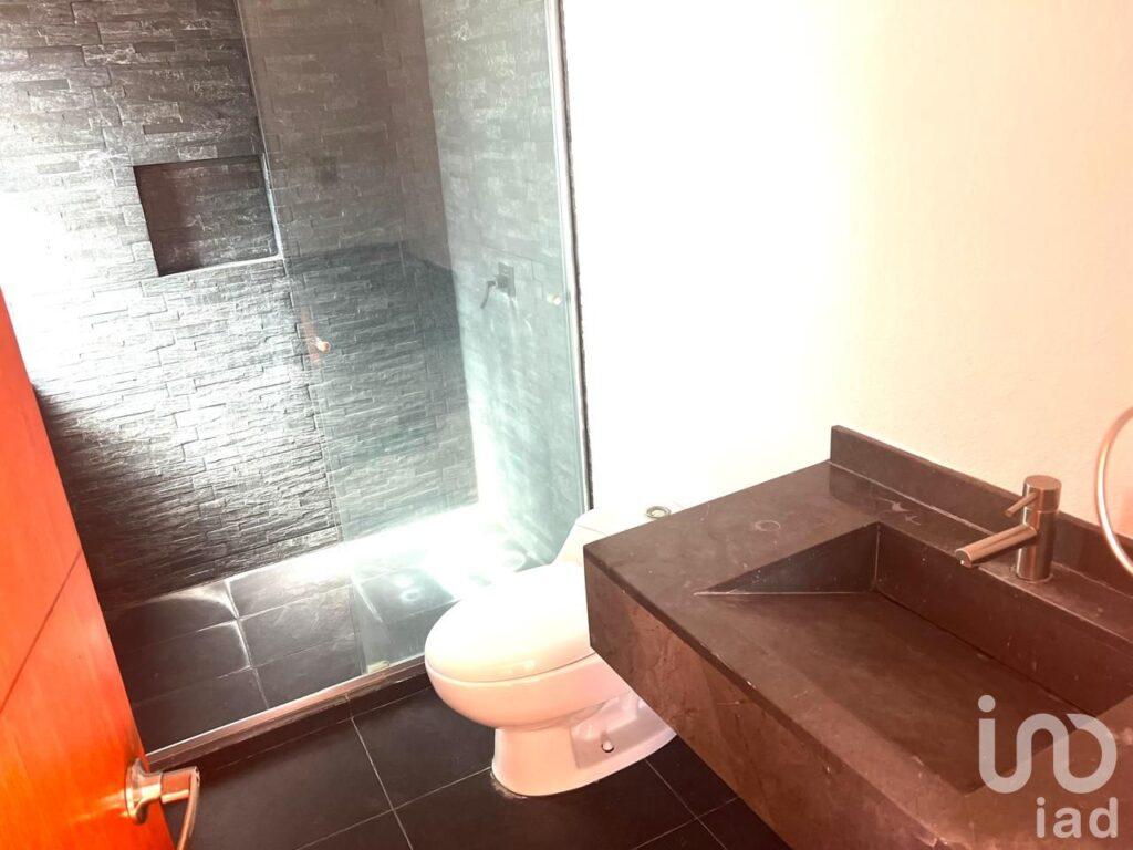 Casa en VENTA en Lomas del Tecnológico San Luis Potosí para Inversionista