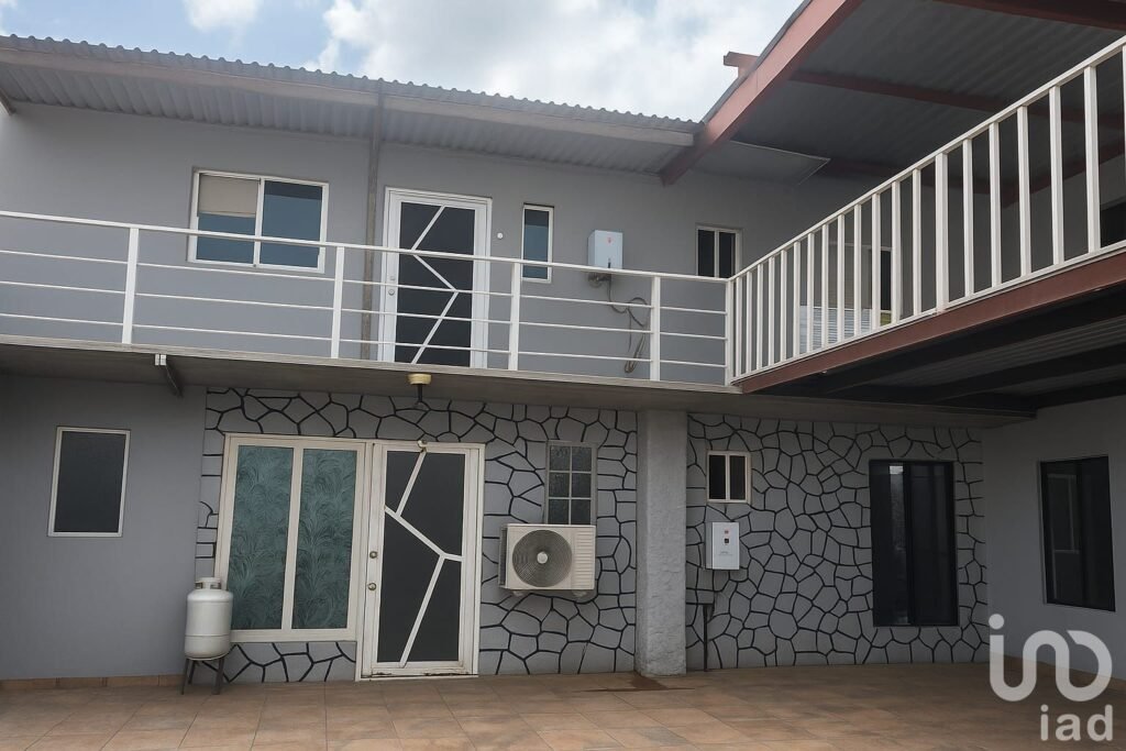 CONJUNTO HABITACIONAL EN VENTA, 10 DEPARTAMENTOS