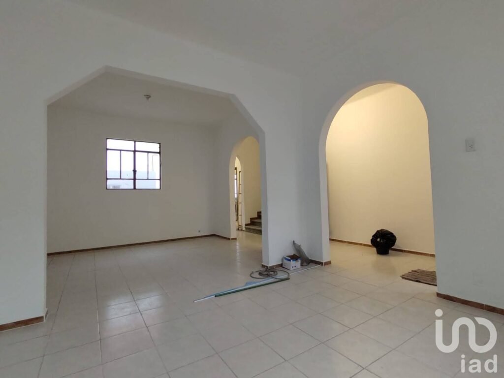 Casa en venta Privada Parque España (5 minutos del Centro)