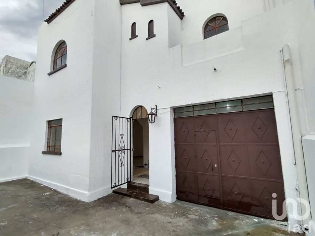 Casa en venta Privada Parque España (5 minutos del Centro)