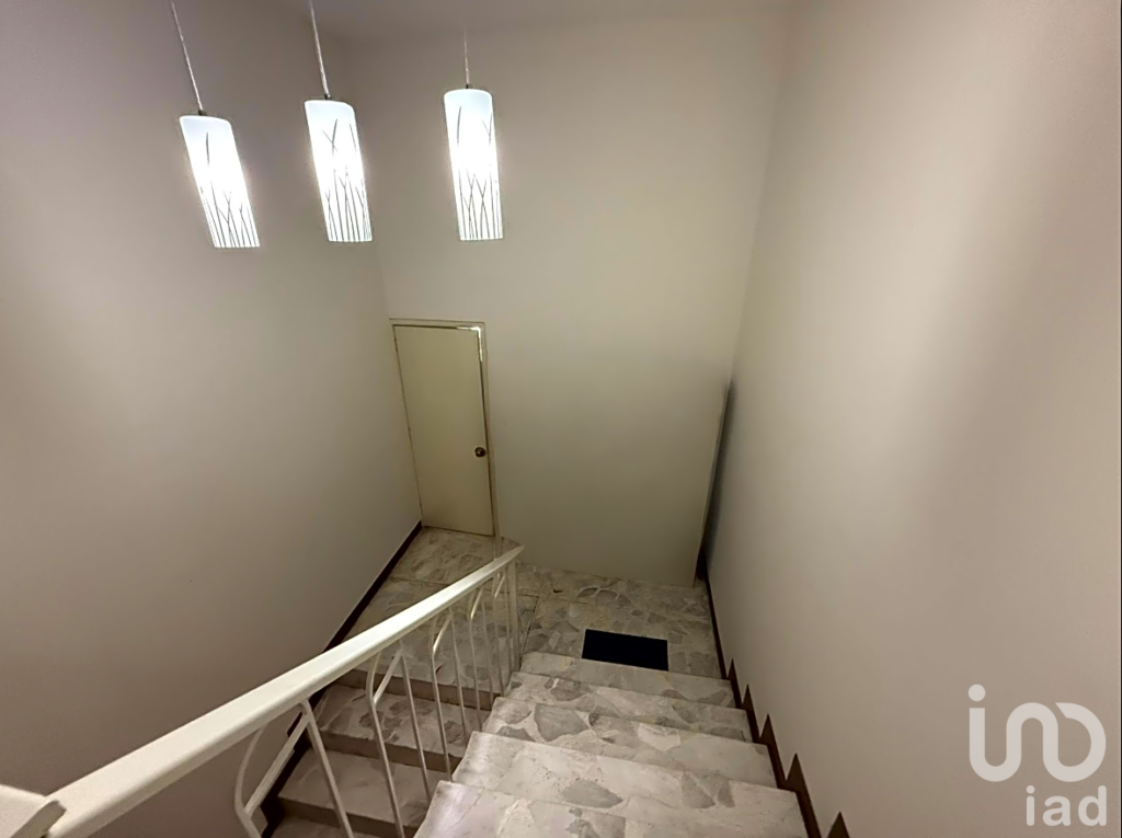 Casa en venta en colonia Jardines del Sol.