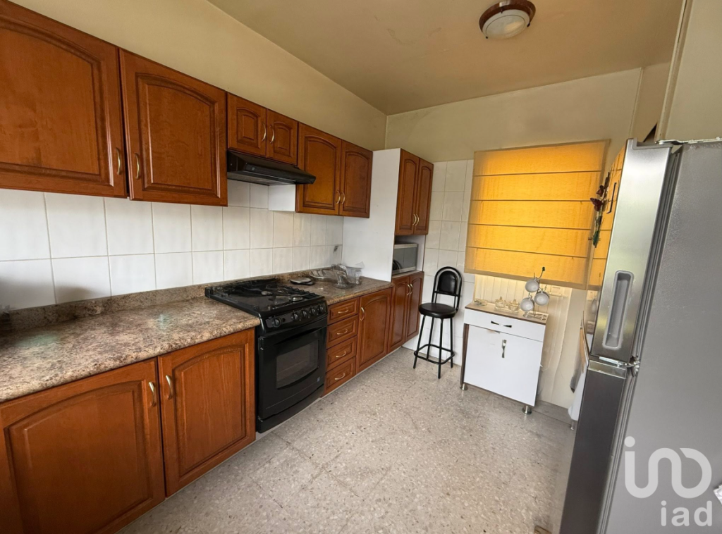 Casa en venta en colonia Jardines del Sol.