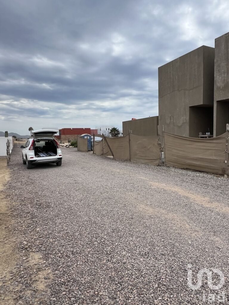 Terreno Zona Residencial Cerritos a unos mts del Mar