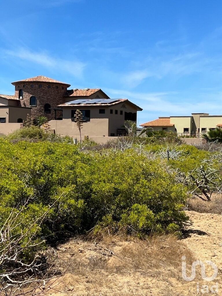 Terreno Zona Residencial Cerritos a unos mts del Mar