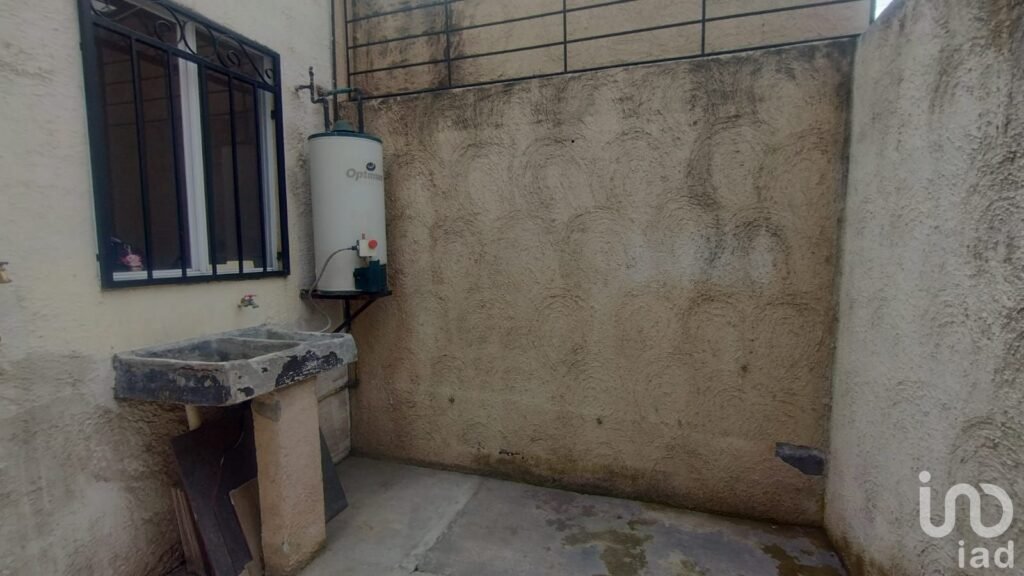 CASA EN VENTA DE UNA PLANTA EN FRACCIONAMIENTO REAL TOLEDO,PACHUCA,HGO.