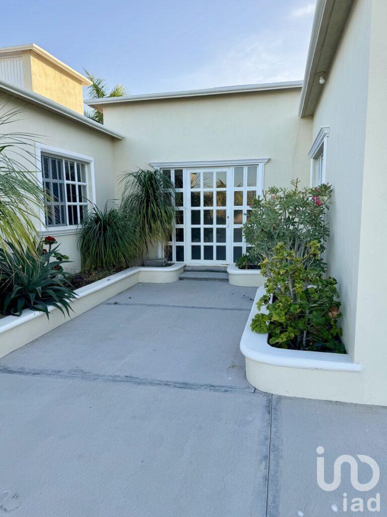 Casa BLANCA Centenario