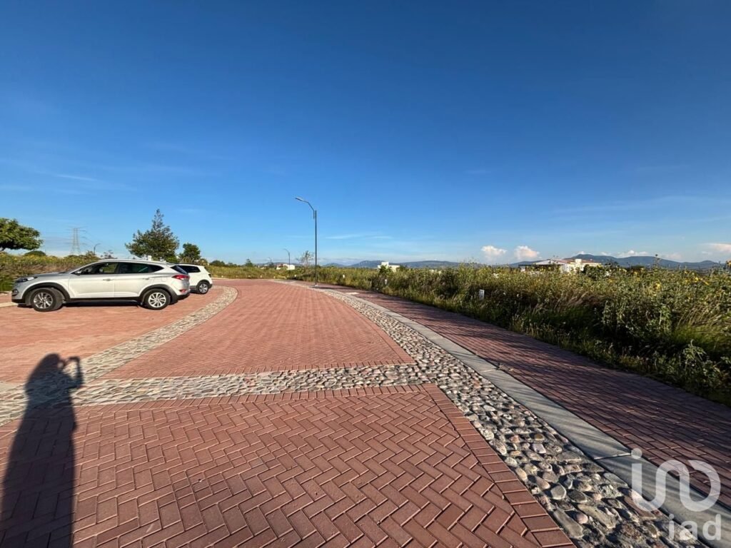 Terreno en venta escriturado en Ciudad Maderas Corregidora