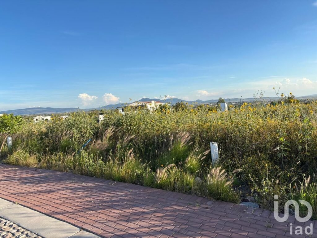 Terreno en venta escriturado en Ciudad Maderas Corregidora