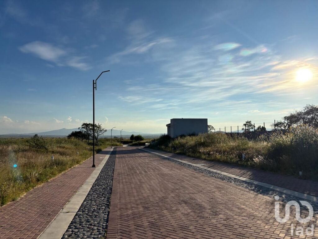 Terreno en venta escriturado en Ciudad Maderas Corregidora