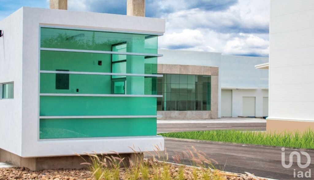 Nave Industrial RENTA El Marques Queretaro. A 15 m de autopista Queretaro - CDMX - 2236438 bodega en renta nave industrial renta el marques queretaro a 15 m de autopista queretaro cdmx 48266