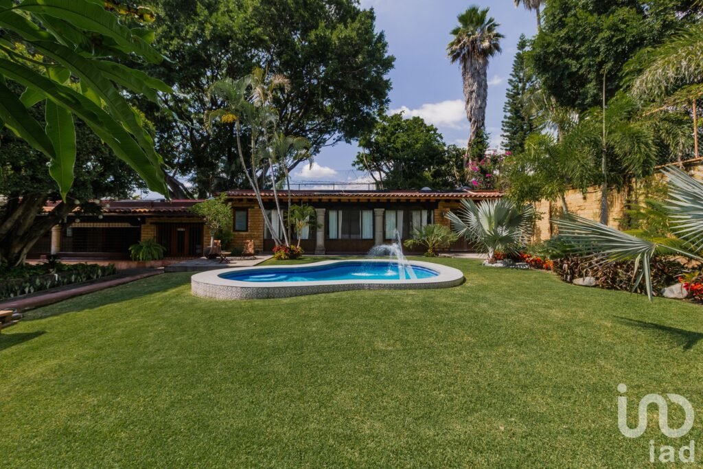 Casa en venta en privada Zona Dorada Cuernavaca Morelos