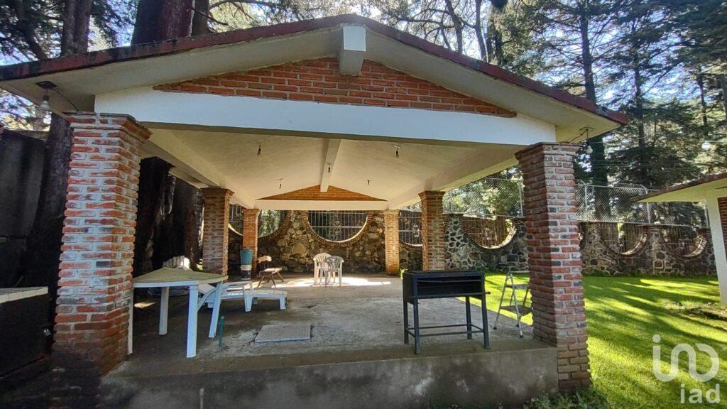 Se Vende Casa de Campo en Fraccionamiento Monteverte, Tres Marías, Morelos