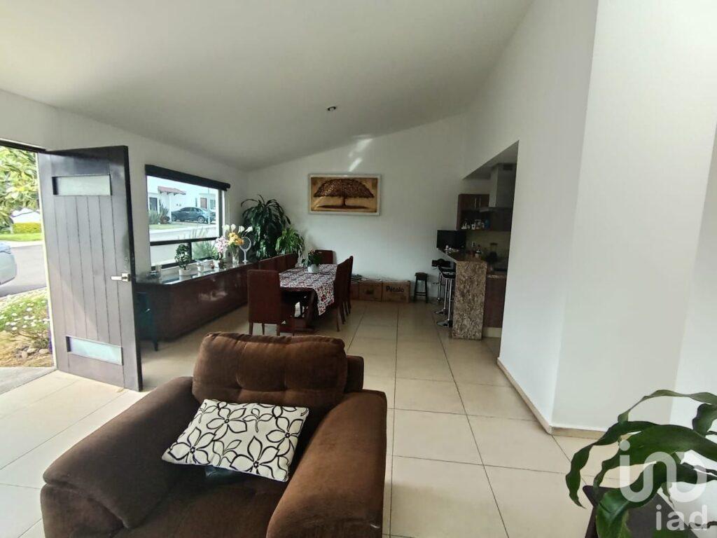 Casa de un nivel en venta en Real del Bosque, Corregidora