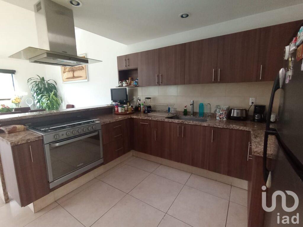 Casa de un nivel en venta en Real del Bosque, Corregidora