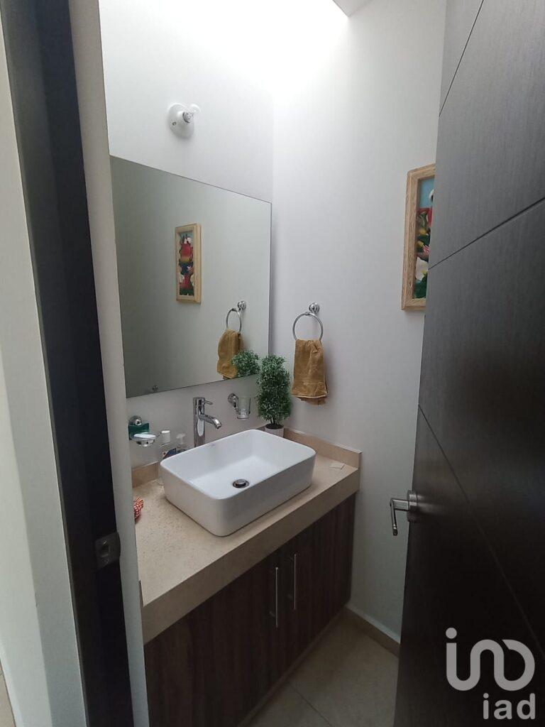 Casa de un nivel en venta en Real del Bosque, Corregidora