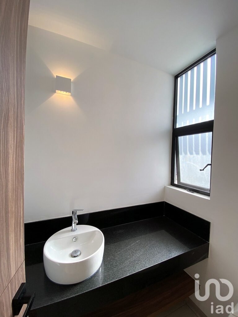 CASA EN VENTA EN EL CONDADO, CORREGIDORA QUERÉTARO