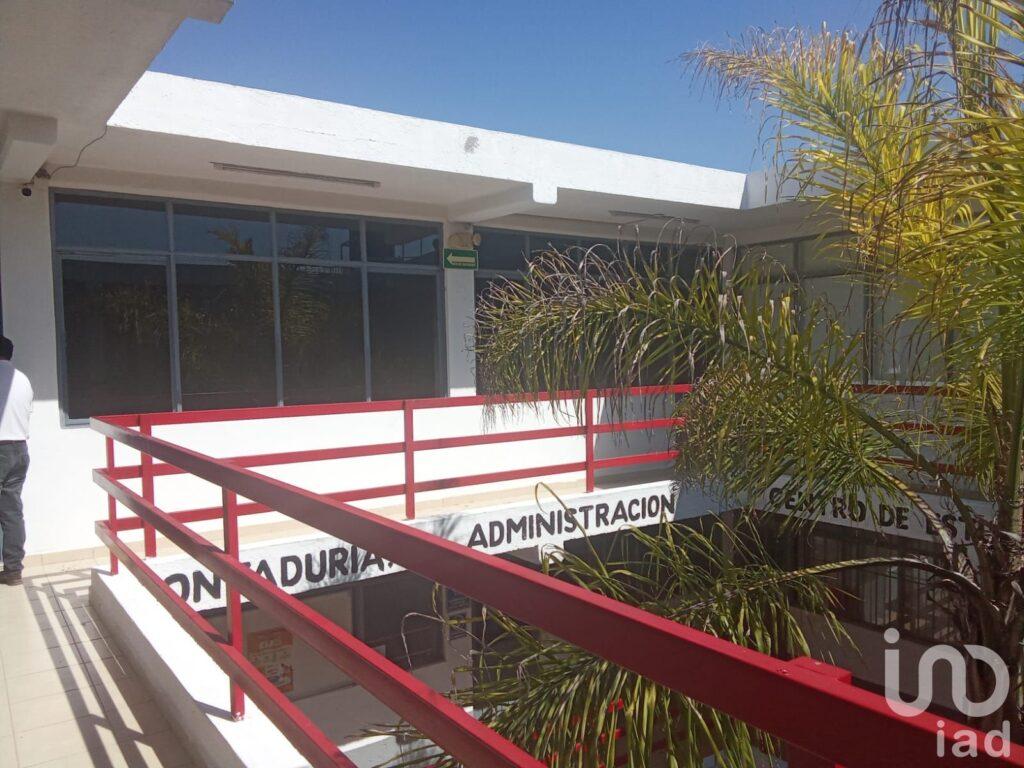 Renta de piso planta alta