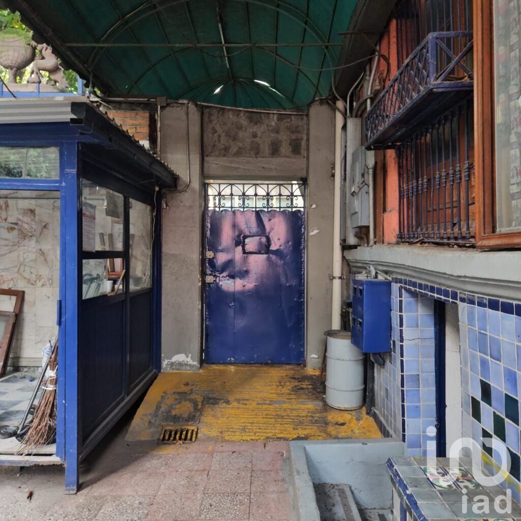 Terreno con Construccion Col. Juárez, Alcaldía Cuauhtémoc