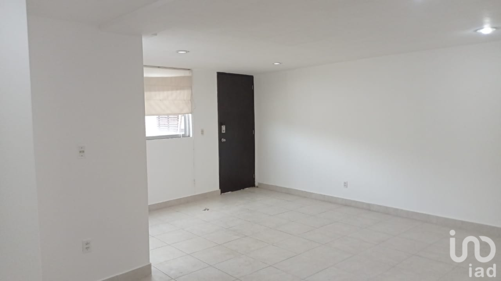 DEPARTAMENTO EN VENTA EN COL. CHIMALCOYOC, TLALPAN