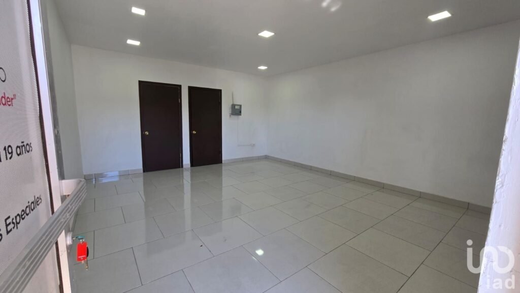 LOCALES COMERCIALES EN RENTA, PLAZA COMERCIAL CENTRICA, CD JUAREZ CHIH