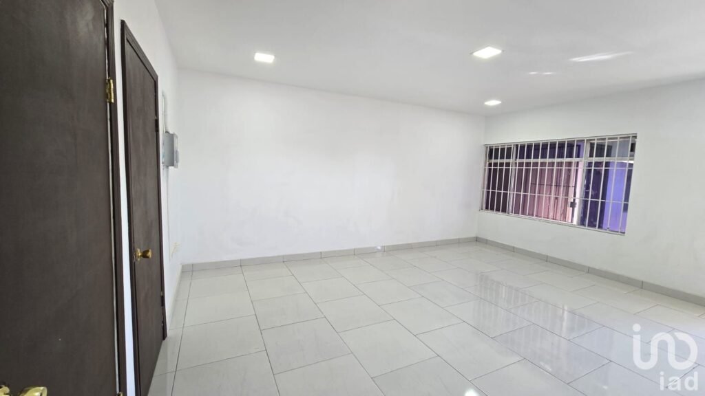 LOCALES COMERCIALES EN RENTA, PLAZA COMERCIAL CENTRICA, CD JUAREZ CHIH