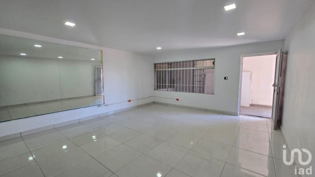 LOCALES COMERCIALES EN RENTA, PLAZA COMERCIAL CENTRICA, CD JUAREZ CHIH