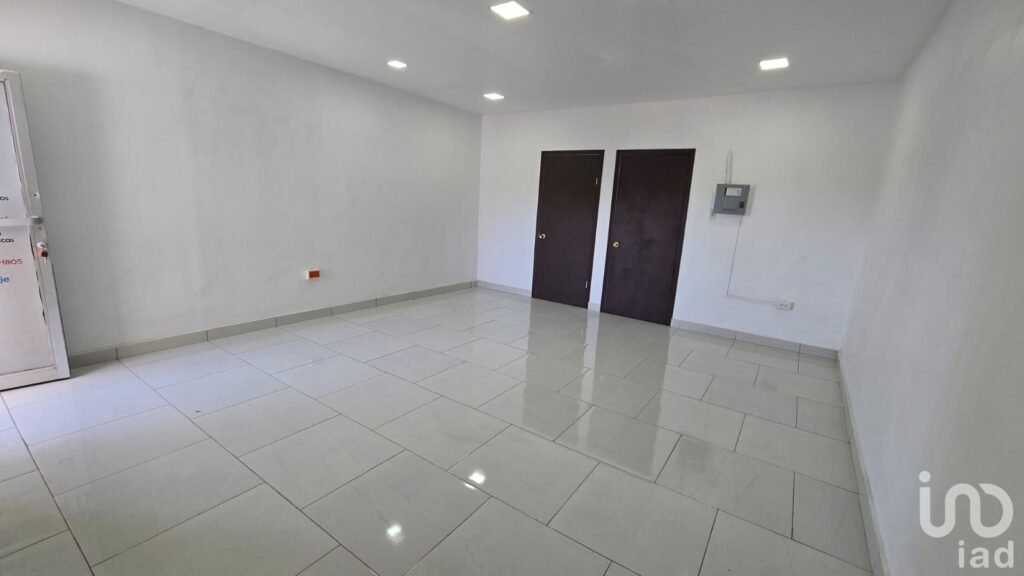 LOCALES COMERCIALES EN RENTA, PLAZA COMERCIAL CENTRICA, CD JUAREZ CHIH