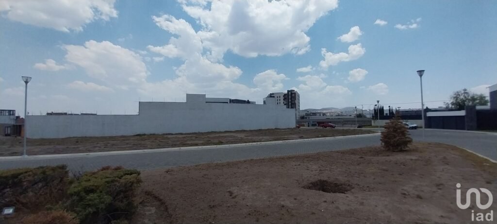 Se vende amplio terreno en Privada exclusiva en Zona Plateada, Pachuca, Hidalgo
