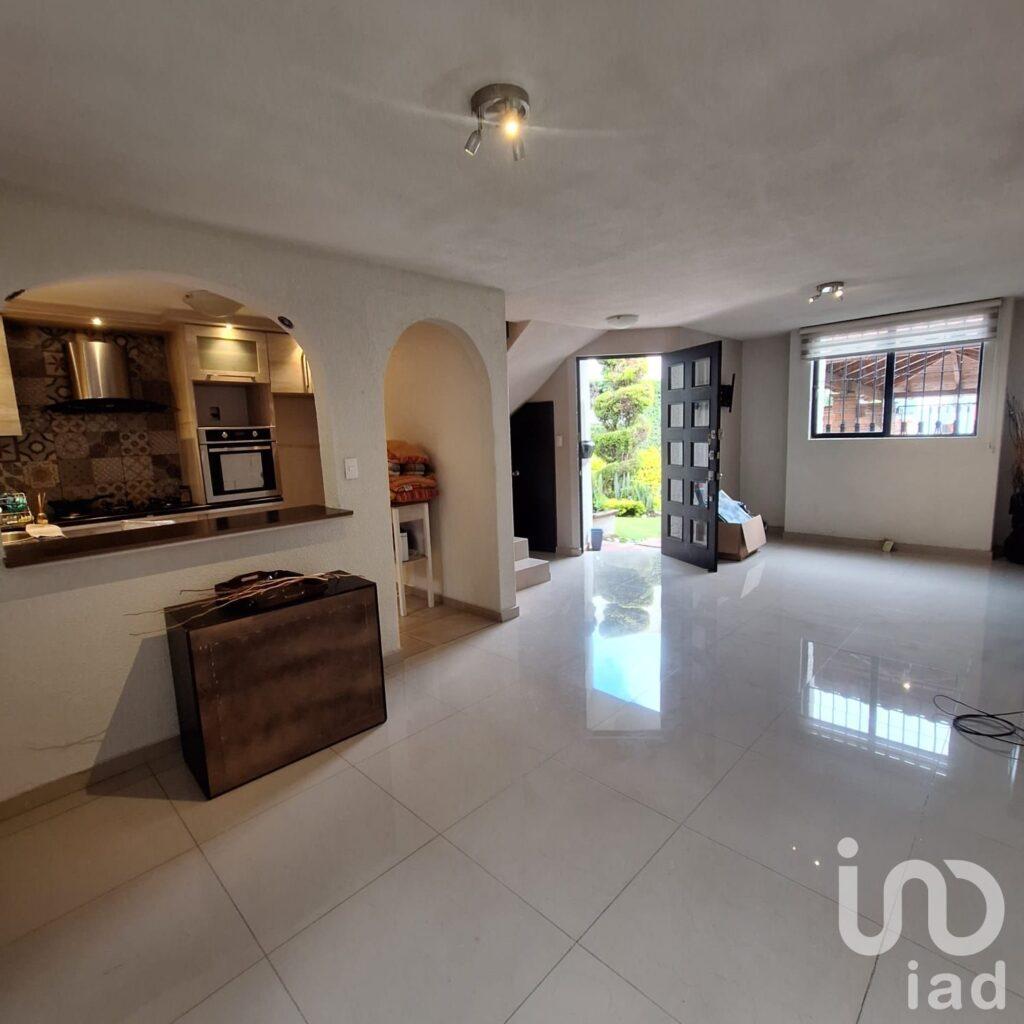 Venta Casa Fracc Las huertas Country costado club Country las Huertas Morelia