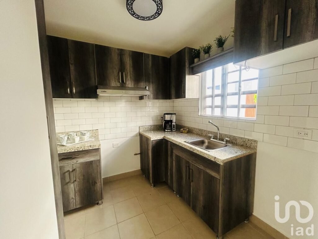 Casa en venta con precio especial en privada Victoria Residencial, Tijuana, Baja California. (#5)