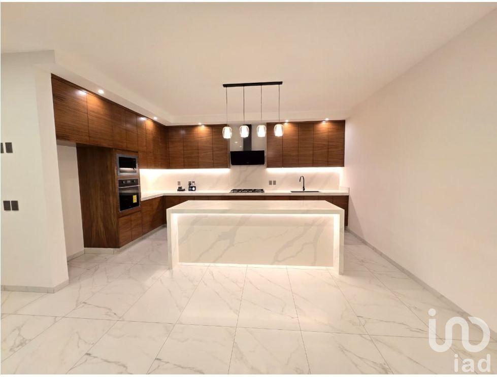 CASA EN VENTA EN SOLARES RESIDENCIAL SANTILLANA - ZAPOPAN