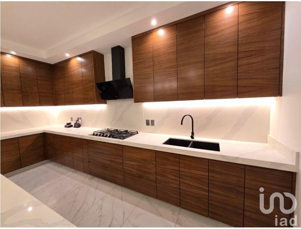 CASA EN VENTA EN SOLARES RESIDENCIAL SANTILLANA - ZAPOPAN