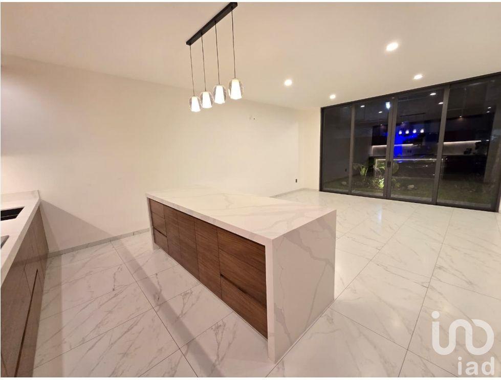 CASA EN VENTA EN SOLARES RESIDENCIAL SANTILLANA - ZAPOPAN