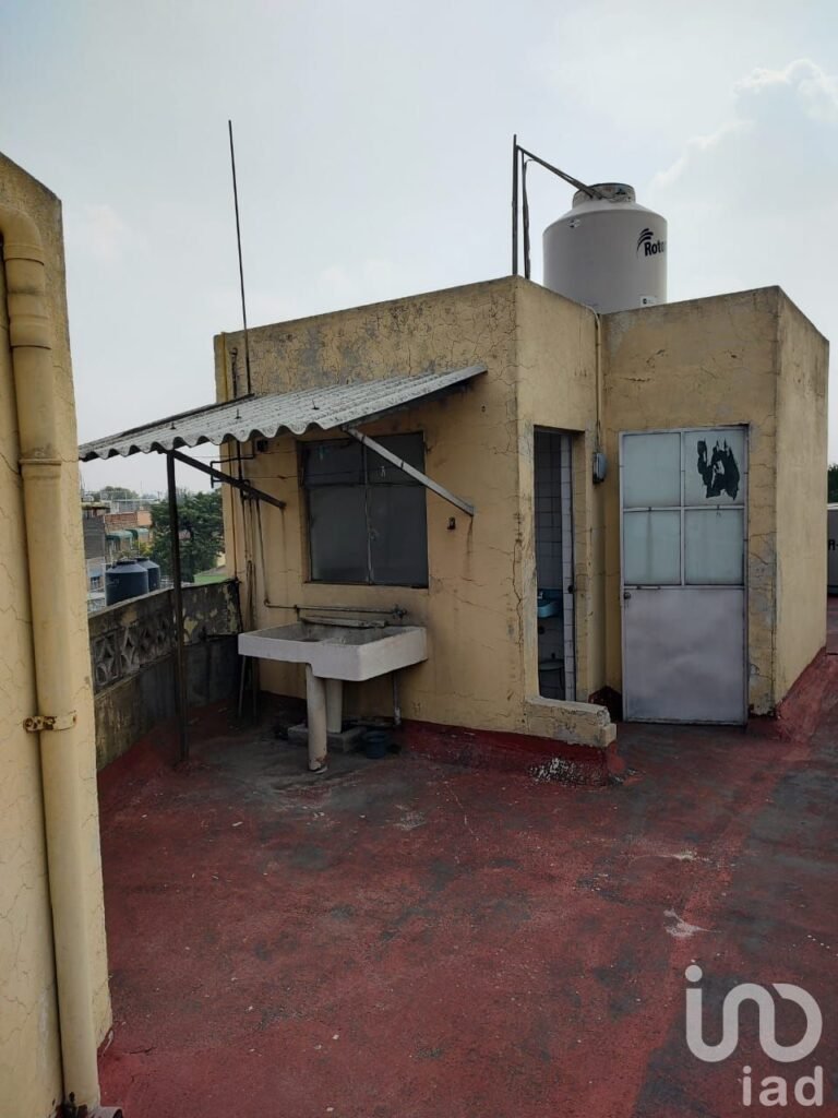 Se Vende Edificio con alto potencial para remodelar o desarrollar nuevo proyecto, Gustavo a Madero