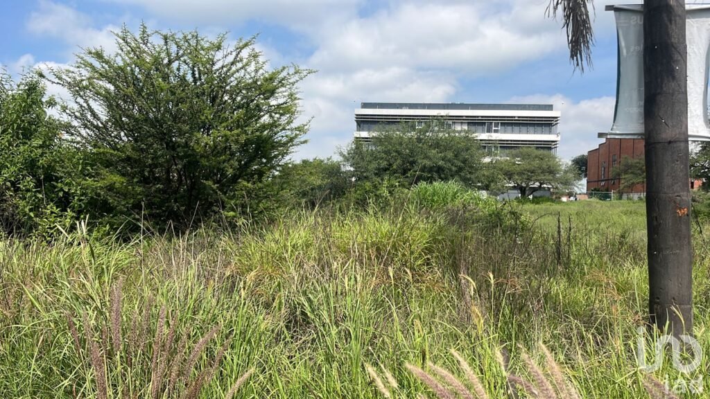 Terreno Comercial en Venta en Cd. Maderas