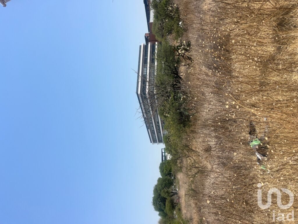 Terreno Comercial en Venta en Cd. Maderas