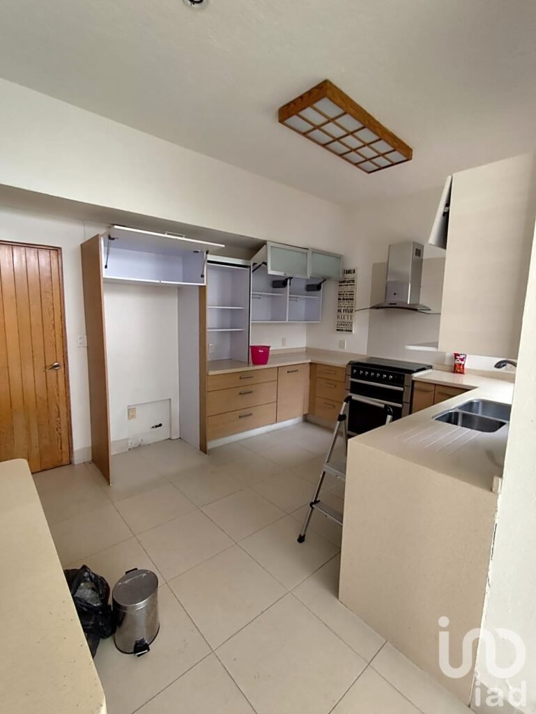 CASA EN VENTA EN SAN NICOLÁS TOTOLAPAN - LA MAGDALENA CONTRERAS, CDMX