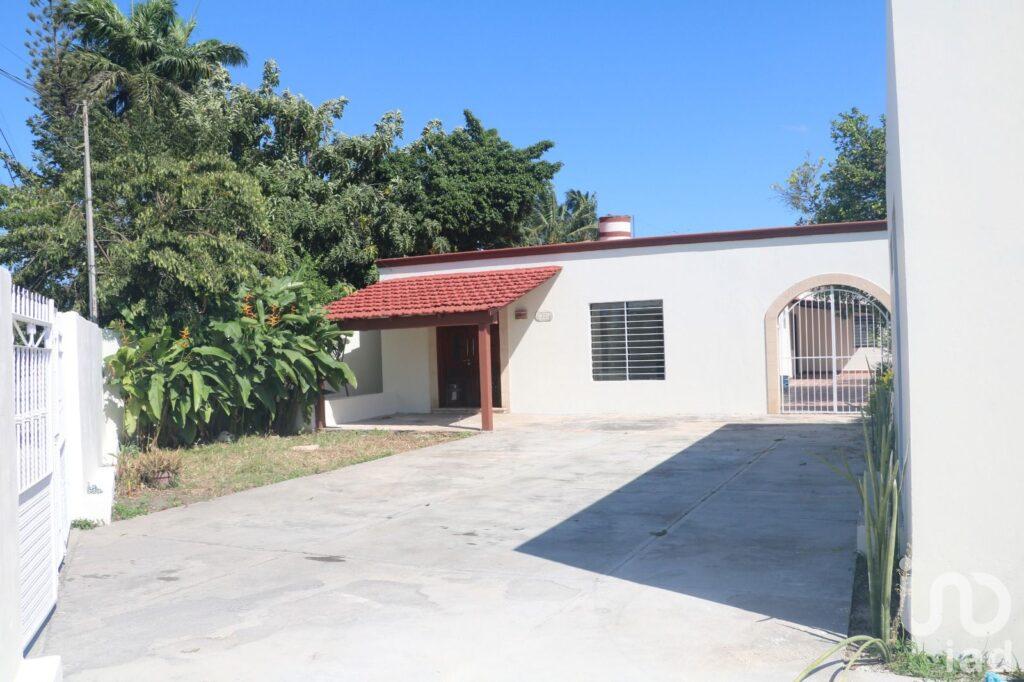 VENTA PROPIEDAD SAN PEDRO UXMAL, CHUBURNA DE HIDALGO, MERIDA, YUCATAN