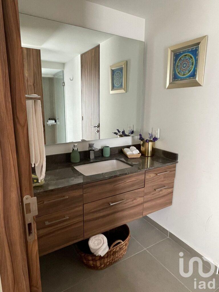 Departamento en Venta en Jardines del Bosque Norte
