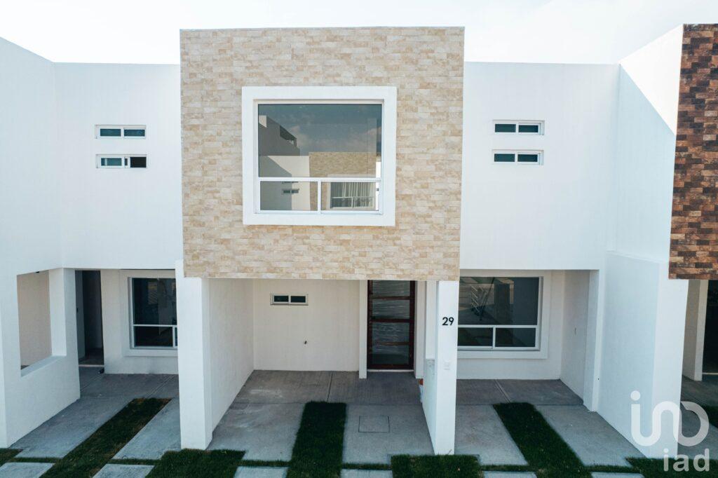 Casa nueva en venta en Cuautlancingo – 3 recámaras, jardín y fraccionamiento cerrado