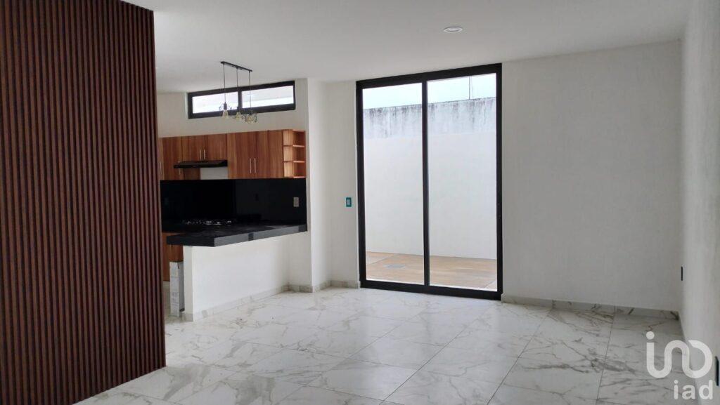 Casa en Venta en Villas Diamante cerca de Av Pablo Silva