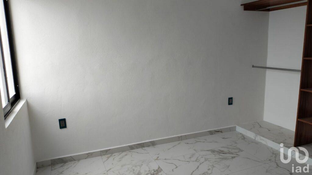 Casa en Venta en Villas Diamante cerca de Av Pablo Silva