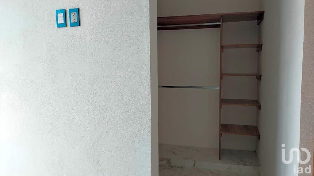 Casa en Venta en Villas Diamante cerca de Av Pablo Silva