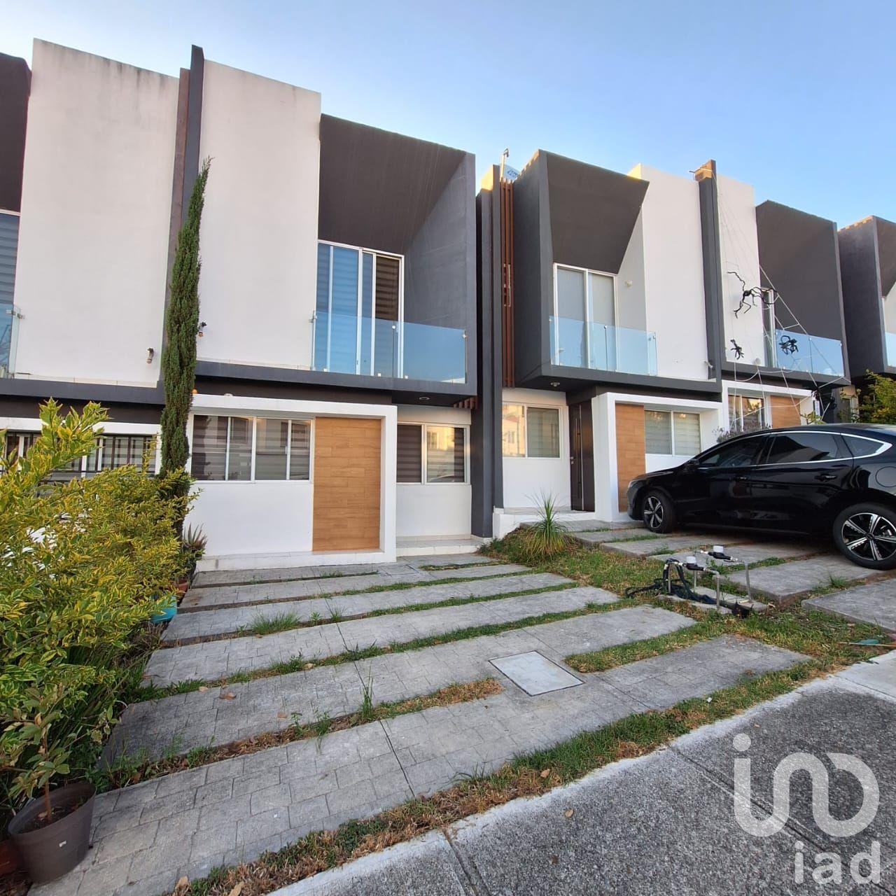 VENTA CASA QUINTA CANTERA ZONA ALTOZANO MORELIA FRENTE AL AREA VERDE