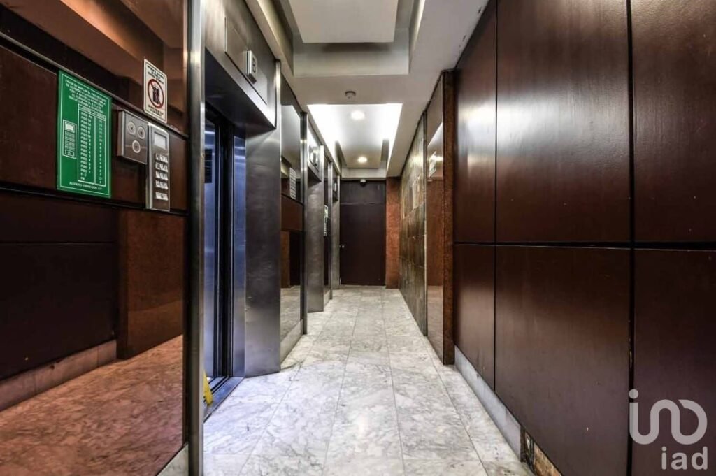 OFICINAS EN RENTA , EDIFICIO DE 15 NIVELES, EN LA COLONIA ROMA NORTE, ALVARO OBREGON.